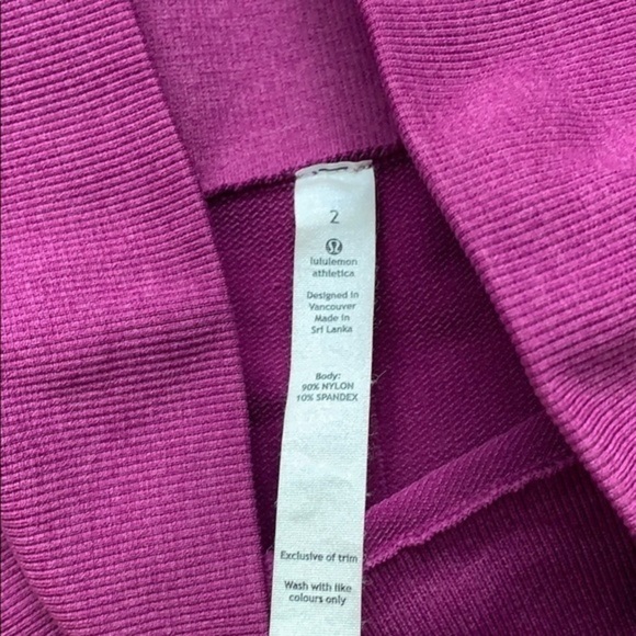 Lululemon In The Flow Crop II - Picture 10 of 10